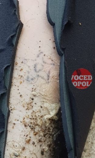 TUSA: SUB morto, le FOTO dei tatuaggi ai fini del riconoscimento 2 Tatuaggio sub morto.2