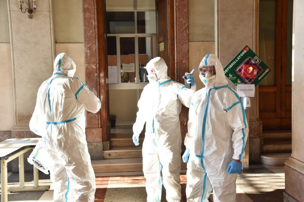 LESERCITO IGENIZZA IL MUNICIPIO DI MESSINA 6