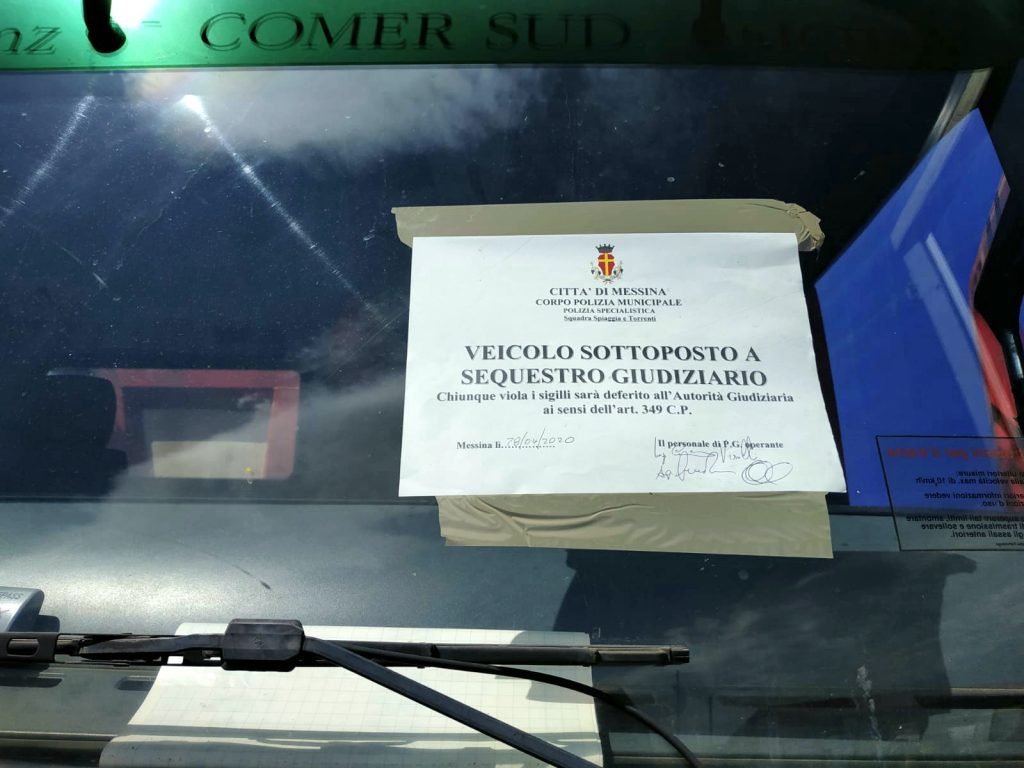 Camion scaricava detriti di scarifica nel torrente Ponte Schiavo. Fermato e deferito all'A.G. dalla Polizia Municipale 3 scarifica ponte schiavo 6