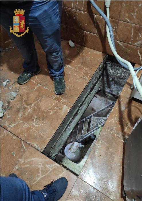 2d99fc4d1e536e5a2bc2135d72c191bb