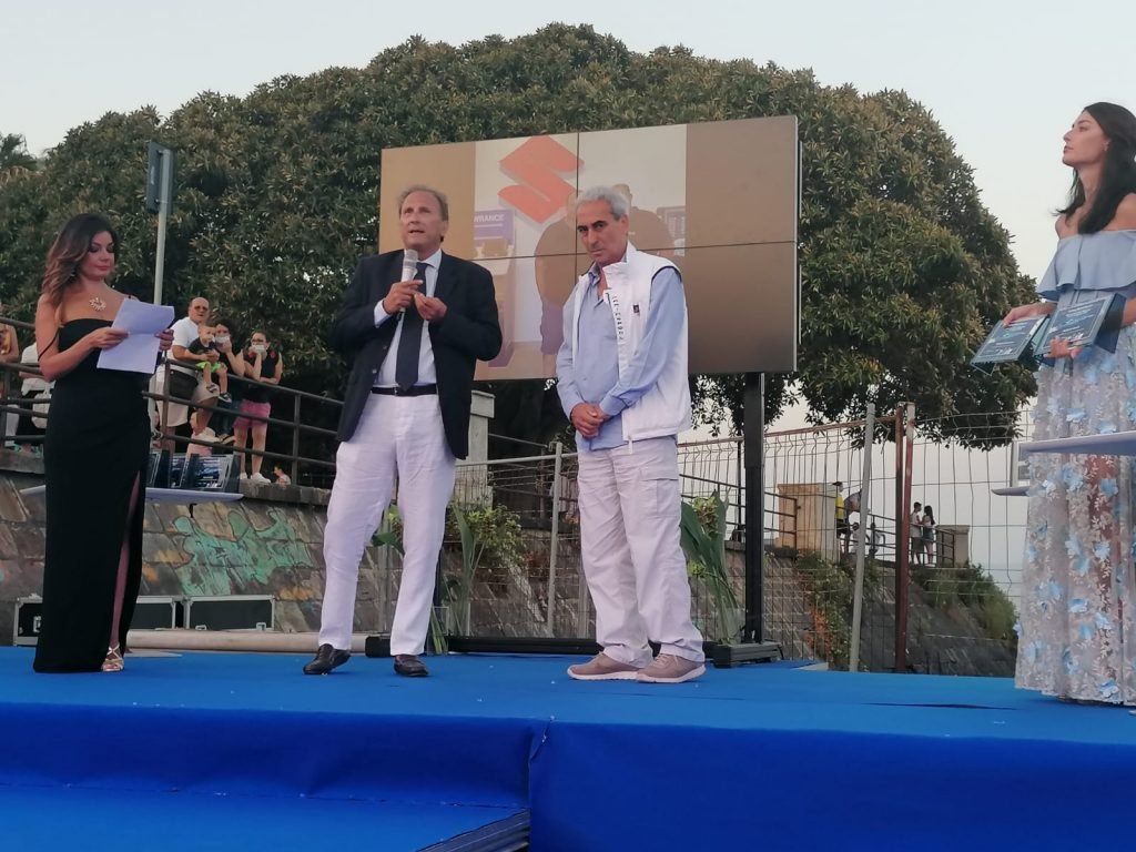 3777347f 1780 4d4e 9b35 413389191854