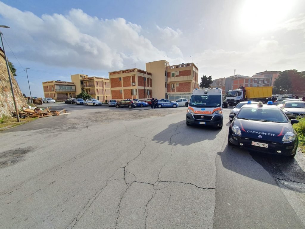 Fondo Fucile - Ispettore di Polizia si ferisce durante un controllo 20 IMG 20201230 WA0105