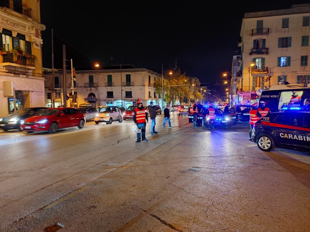 Messina: Serrati controlli dei Carabinieri: 13 denunce e 10 persone sanzionate per violazioni della normativa covid-19. 3 IMG 20201205 190550