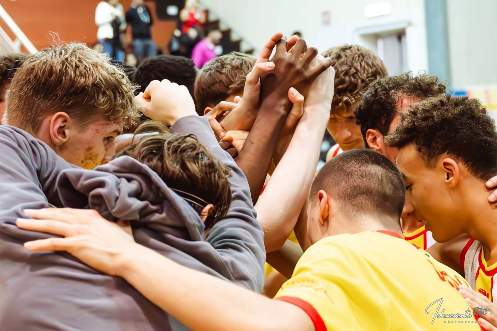 Basket School Messina Un momento di festa voce di Sicilia