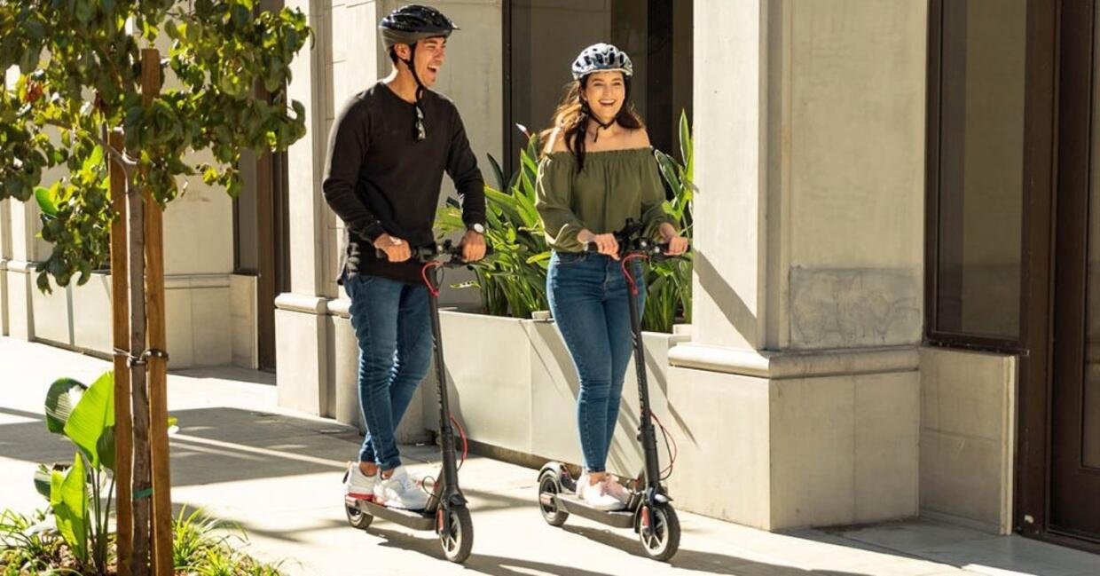 casco monopattino elettrico cime voce di Sicilia